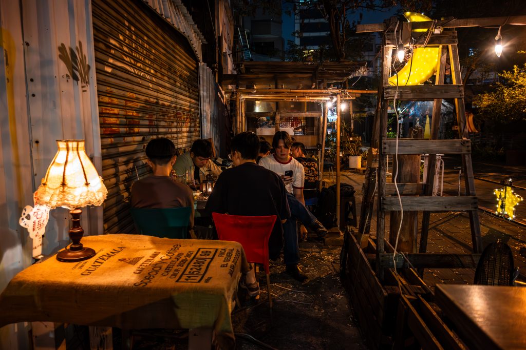 小鎮咖啡 露天桌區