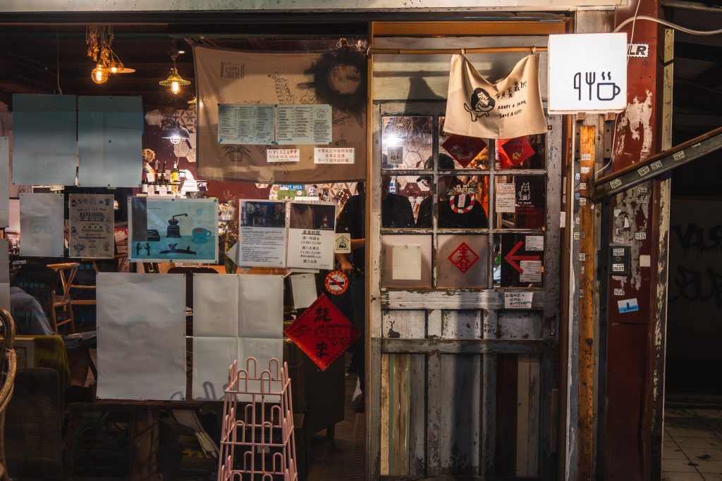 2730café 貳柒參零咖啡 門面