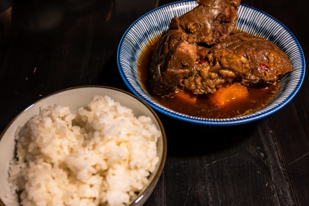 2730café 貳柒參零咖啡 紅燒牛肉飯