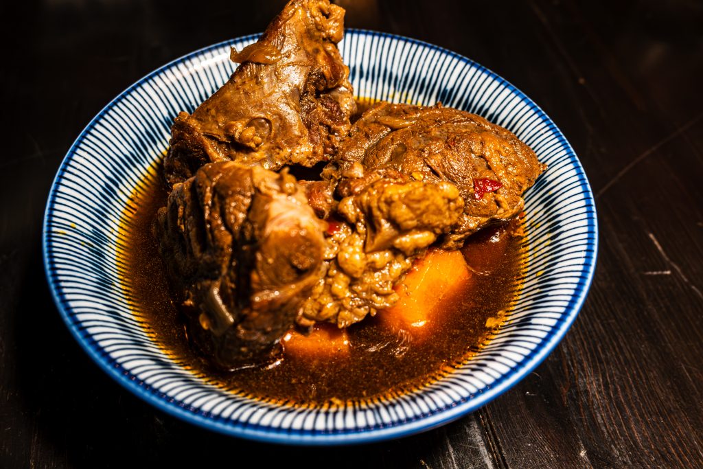 2730café 貳柒參零咖啡 紅燒牛肉飯