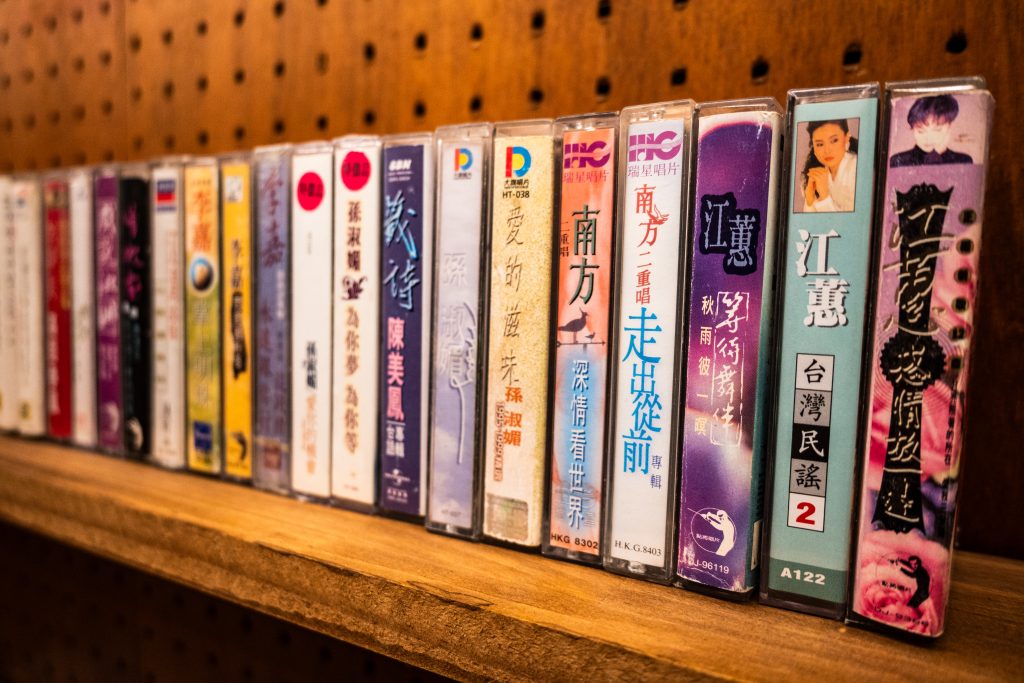 SIDOLI RADIO 小島裡 卡帶層架