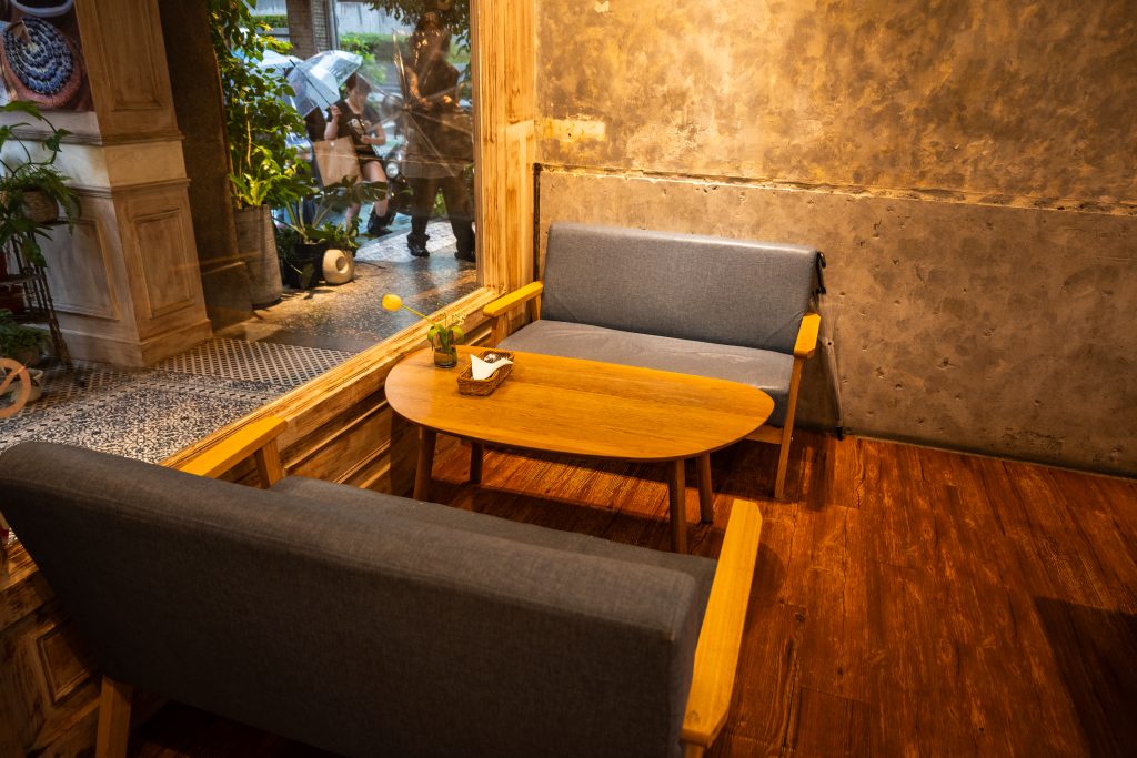 【台北中山】Miss V Bakery Cafe 赤峰店|媒體評比台北第一肉桂捲|歐美風格Bakery Café|赤峰街網美早午餐、下午茶推薦